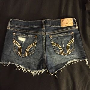 Hollister shorts size 00